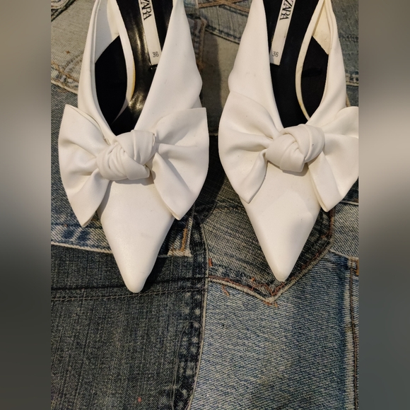 ZARA NWOT WHITE Kitten HEELS - Picture 4 of 9